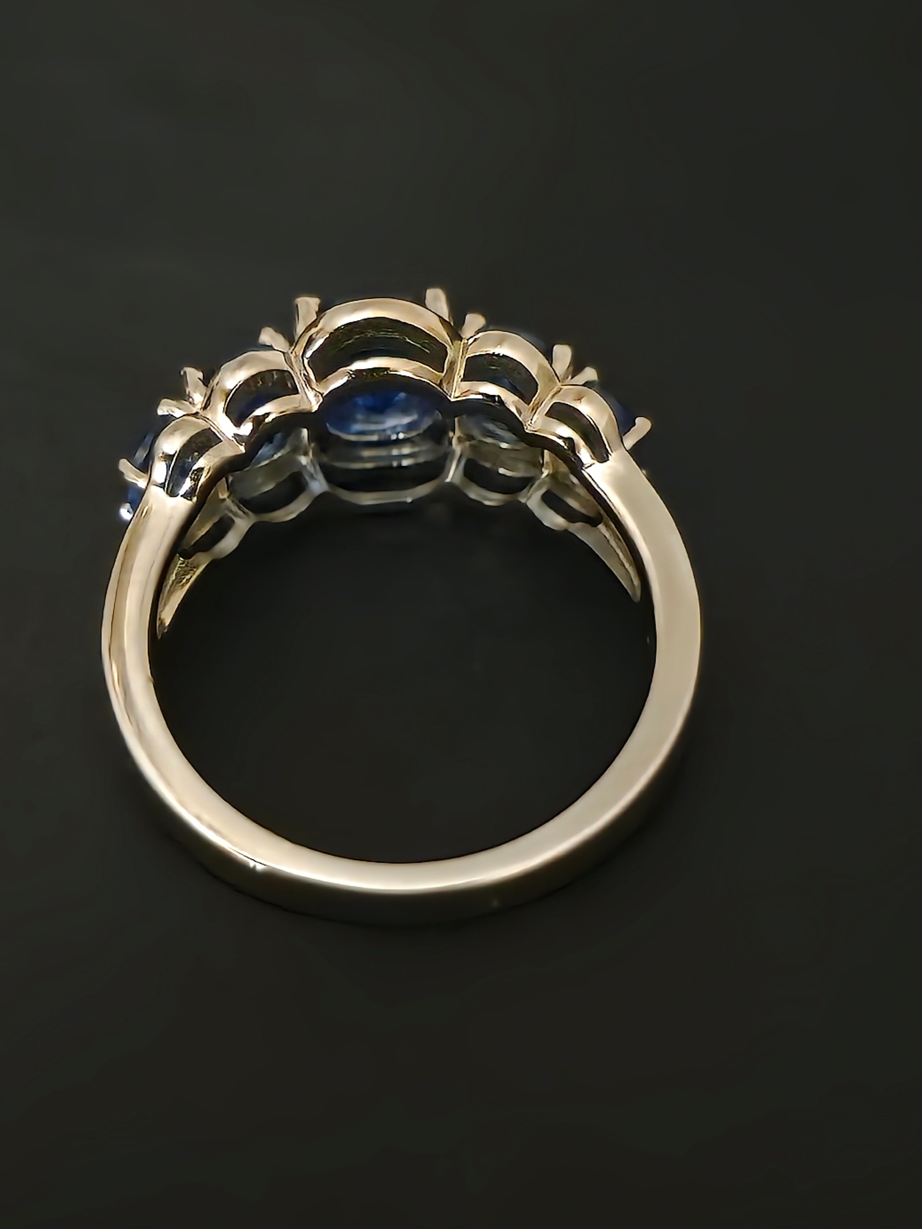 Blue Sapphire ring