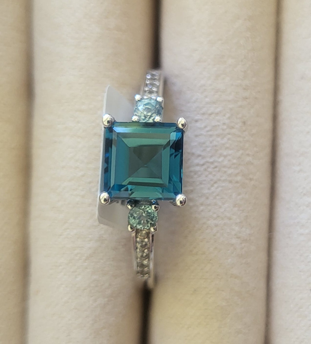 London Blue Ring