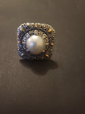 925 Silver Ring with Gold accent and a Freshwater culture Pearl